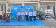 Chương trình Thư viện lưu động kết hợp trao Tủ sách khuyến học góp ...